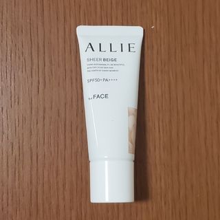 アリィー(ALLIE)のALLIE アリィー クロノビューティ カラーチューニングUV ベージュ(化粧下地)