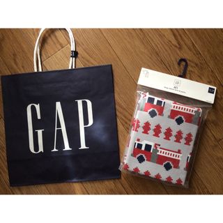 ベビーギャップ(babyGAP)のギャップgapbabyロゴ入新品未使用長袖パジャマ上下セット消防車80緊急(パジャマ)