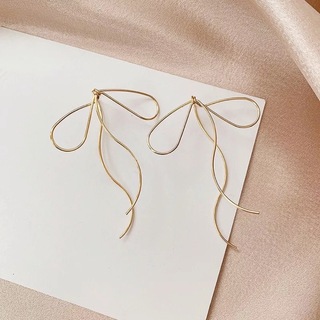 アメリヴィンテージ(Ameri VINTAGE)の【p19】gold ribbon pierce(ピアス)
