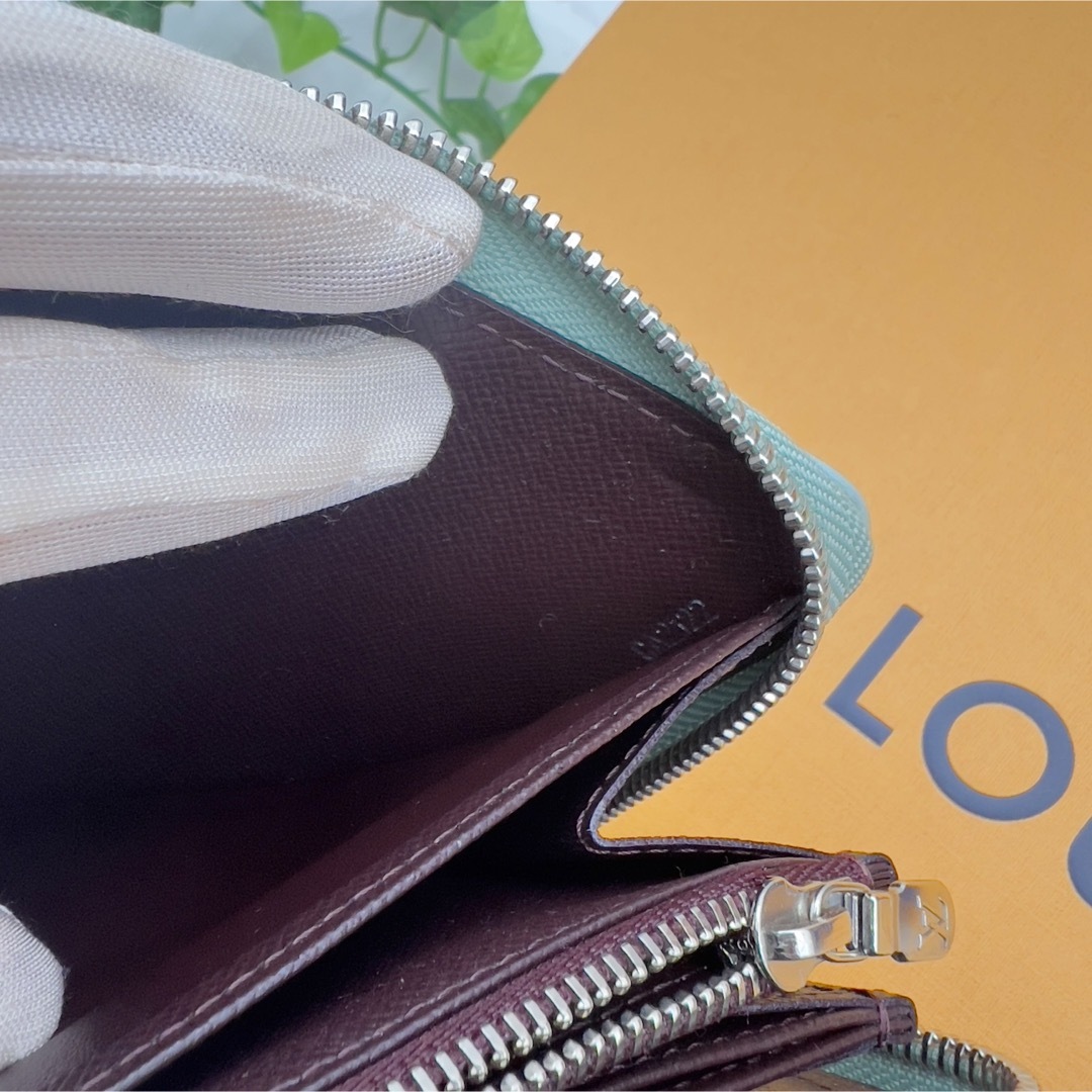 LOUIS VUITTON(ルイヴィトン)の✨美品　ルイヴィトンエピ　エレクトリックジッピーウォシュレット レディースのファッション小物(財布)の商品写真