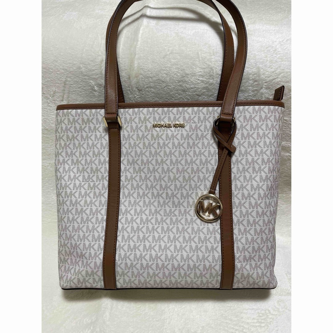 【美品】A4収納可 MICHAEL CORSトートバッグ 総柄