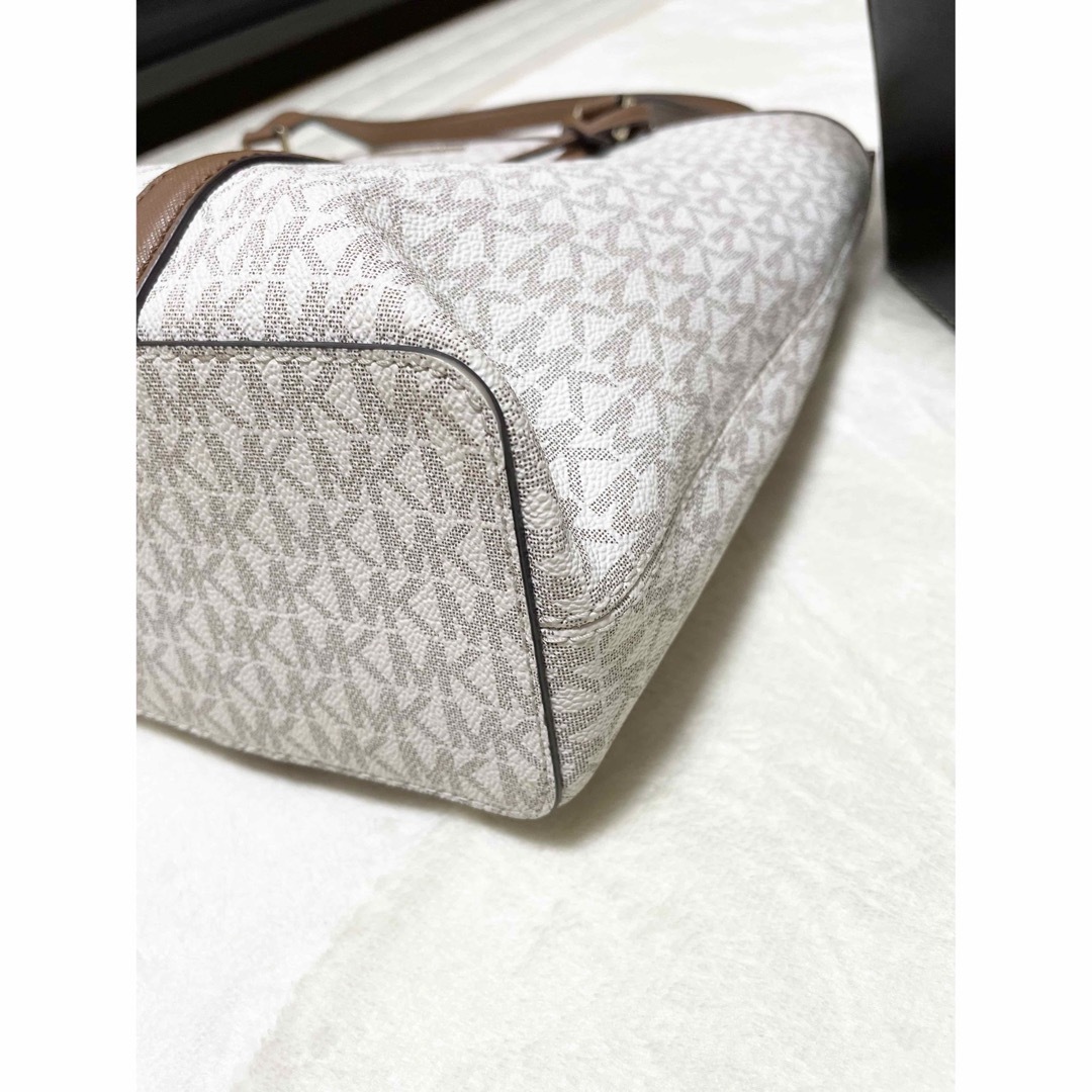 【美品】A4収納可 MICHAEL CORSトートバッグ 総柄