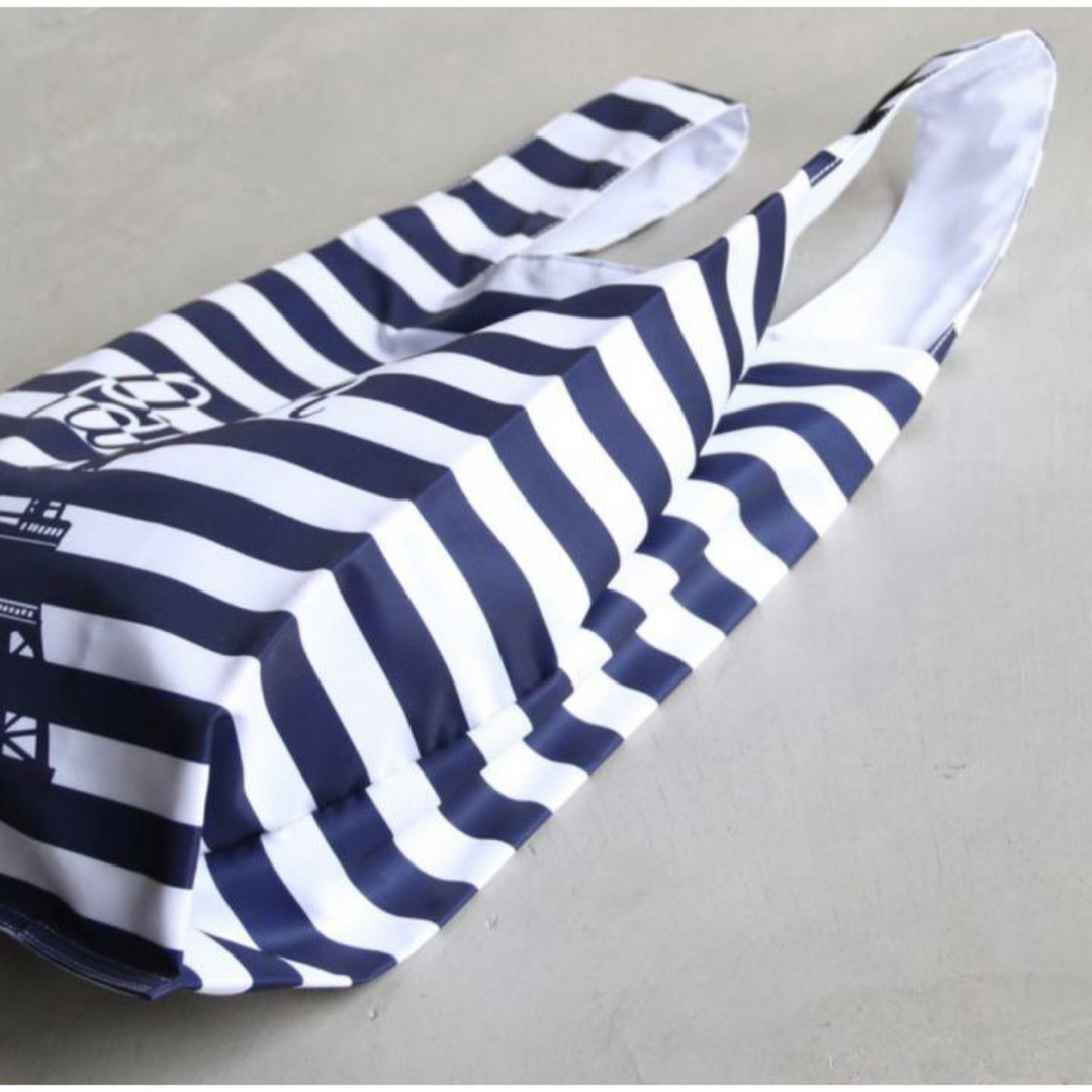 MAISON KITSUNE'(メゾンキツネ)のメゾンキツネ  ナイロン　エコバッグ　厚手 レディースのバッグ(エコバッグ)の商品写真
