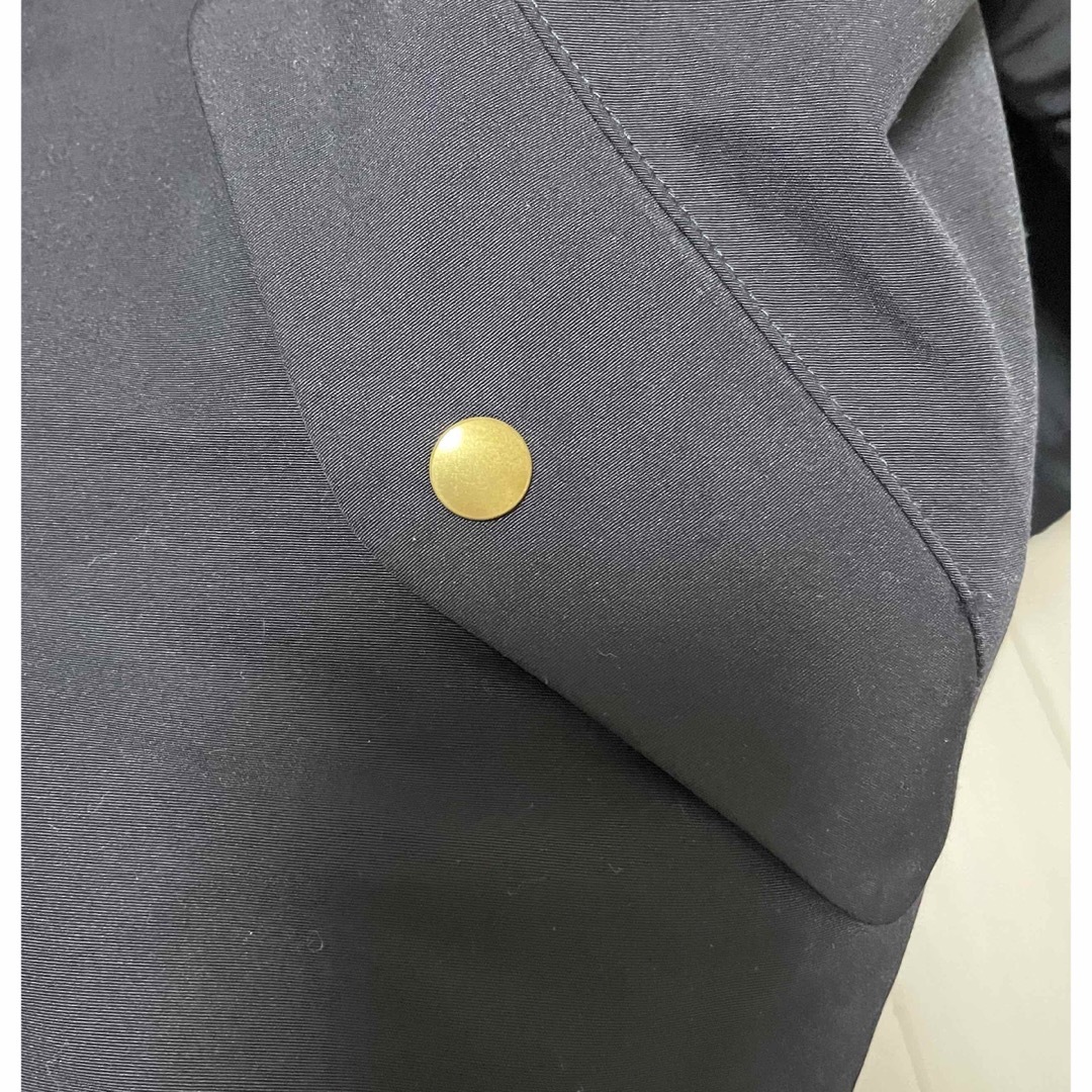 GU(ジーユー)の美品　GUマウンテンパーカー　濃紺　L メンズのジャケット/アウター(マウンテンパーカー)の商品写真