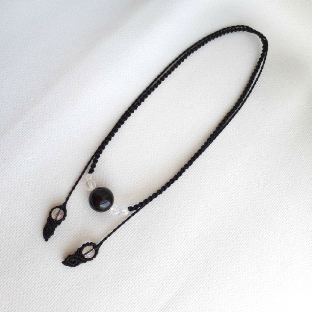 チベットモリオンと水晶　チョーカーネックレス　ブラック ハンドメイドのアクセサリー(ネックレス)の商品写真