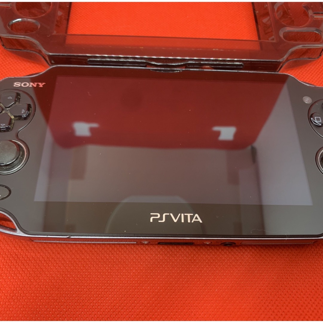 PlayStation Vita(プレイステーションヴィータ)のPSVita1000 有機EL+おまけ○不具合なし エンタメ/ホビーのゲームソフト/ゲーム機本体(携帯用ゲーム機本体)の商品写真