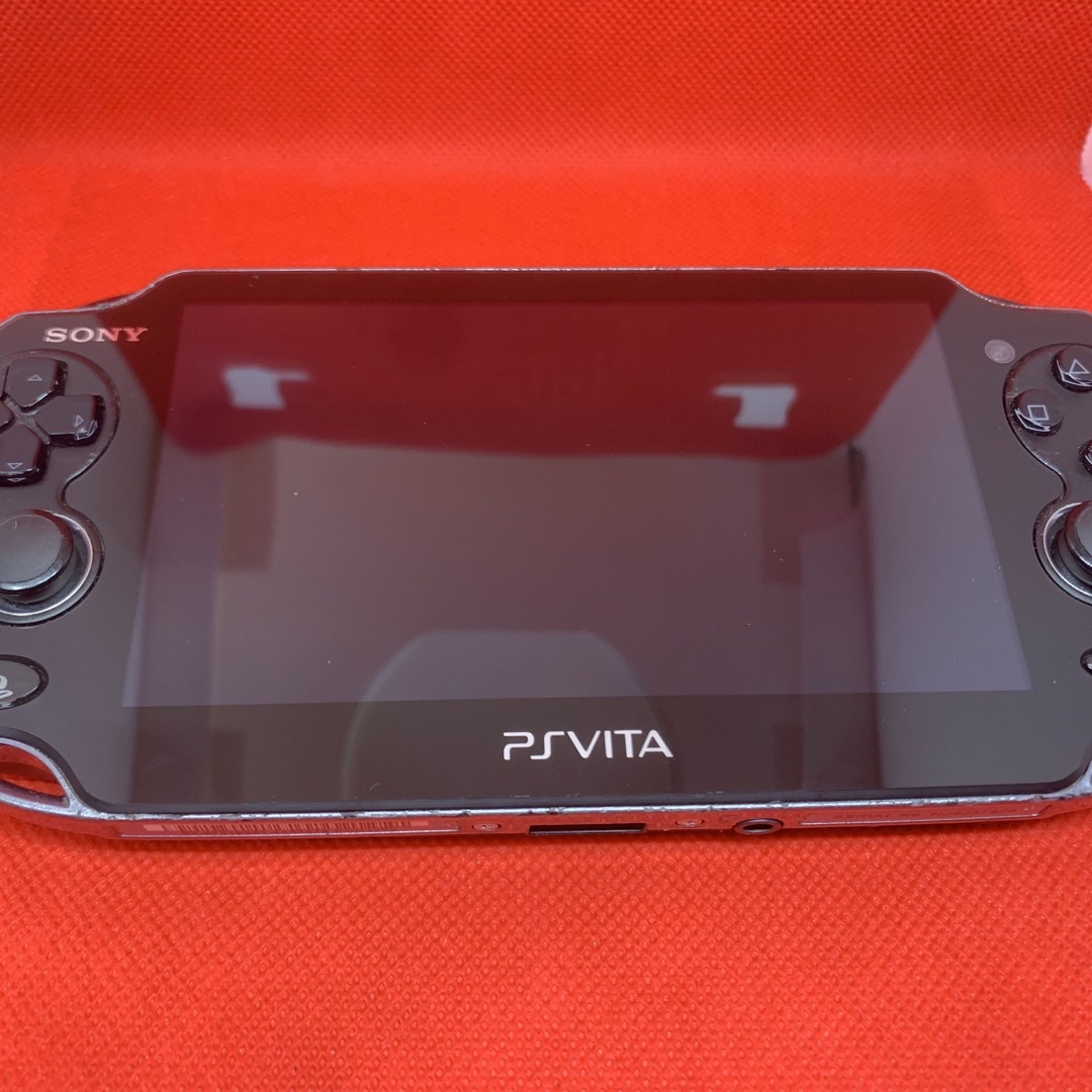 PlayStation Vita(プレイステーションヴィータ)のPSVita1100 有機EL/3G/Wi-Fi限定モデル+おまけ○不具合なし エンタメ/ホビーのゲームソフト/ゲーム機本体(携帯用ゲーム機本体)の商品写真