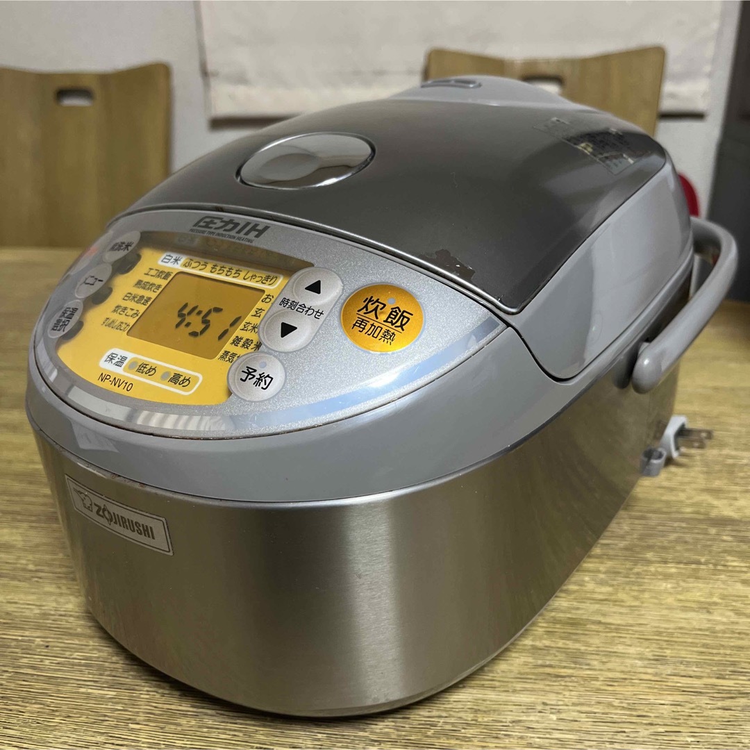 象印 - 象印 ZOJIRUSHI 圧力IH 極め炊き NP-NV10 5合炊きの通販 by