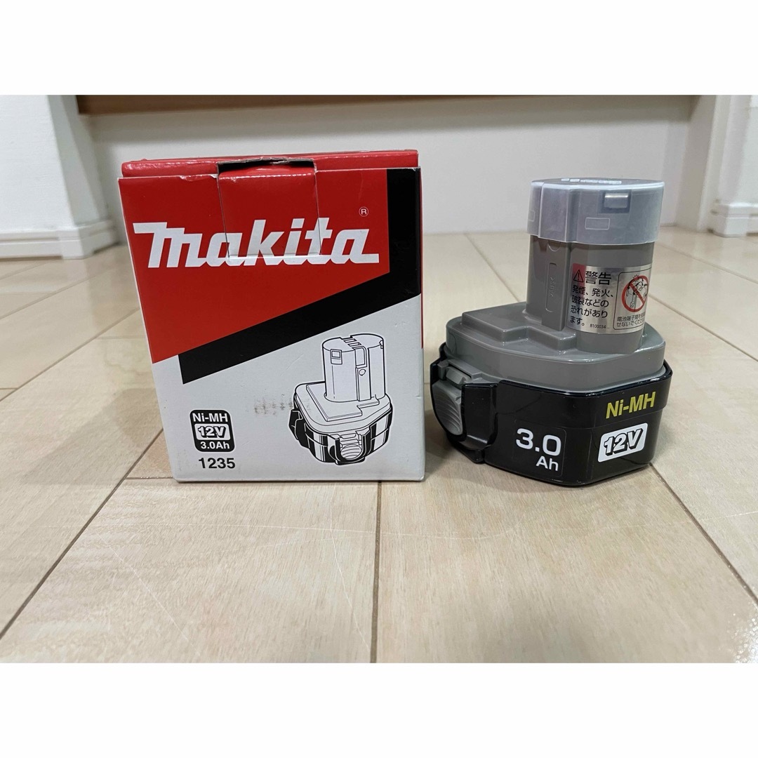 Makita(マキタ)のマキタ　ニッケル水素電池 スマホ/家電/カメラのスマートフォン/携帯電話(バッテリー/充電器)の商品写真