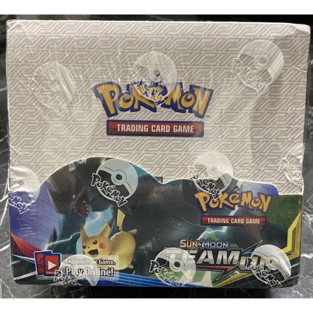 ポケモンカード　海外版未開封BOXシュリンク付　サン＆ムーン　チーム　アップ