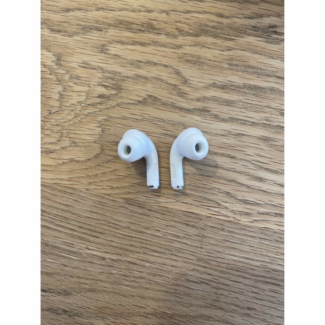 Apple(アップル)の★AirPods Pro★ スマホ/家電/カメラのオーディオ機器(ヘッドフォン/イヤフォン)の商品写真