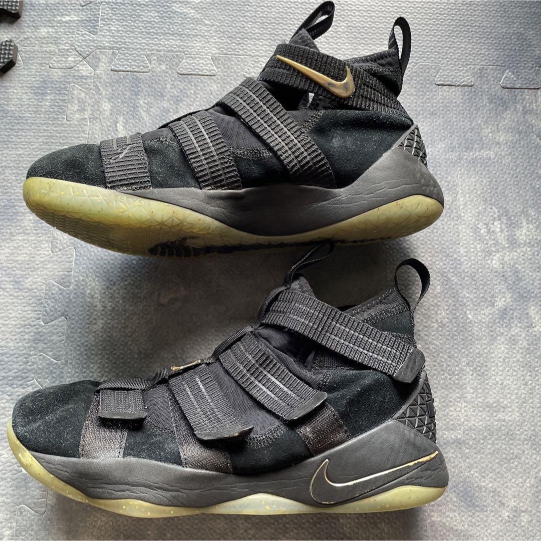 ナイキ NIKE Zoom LeBron Soldier バッシュ メンズの靴/シューズ(スニーカー)の商品写真