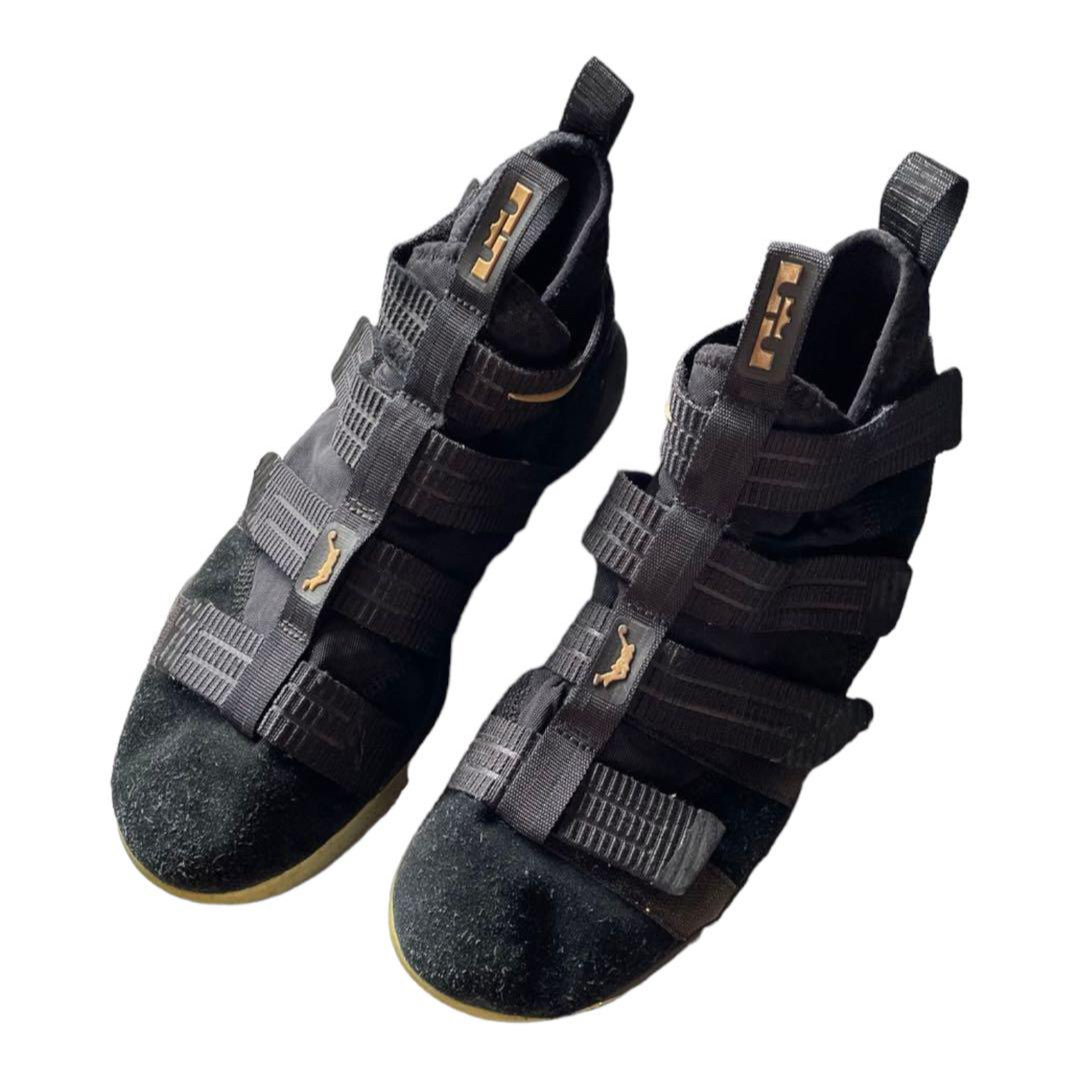 ナイキ NIKE Zoom LeBron Soldier バッシュ