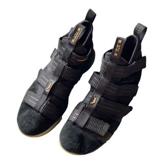 ナイキ NIKE Zoom LeBron Soldier バッシュ(スニーカー)