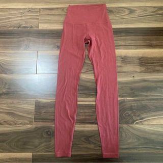 ルルレモン lululemon 長袖ヨガトップス　サイズ2 RED