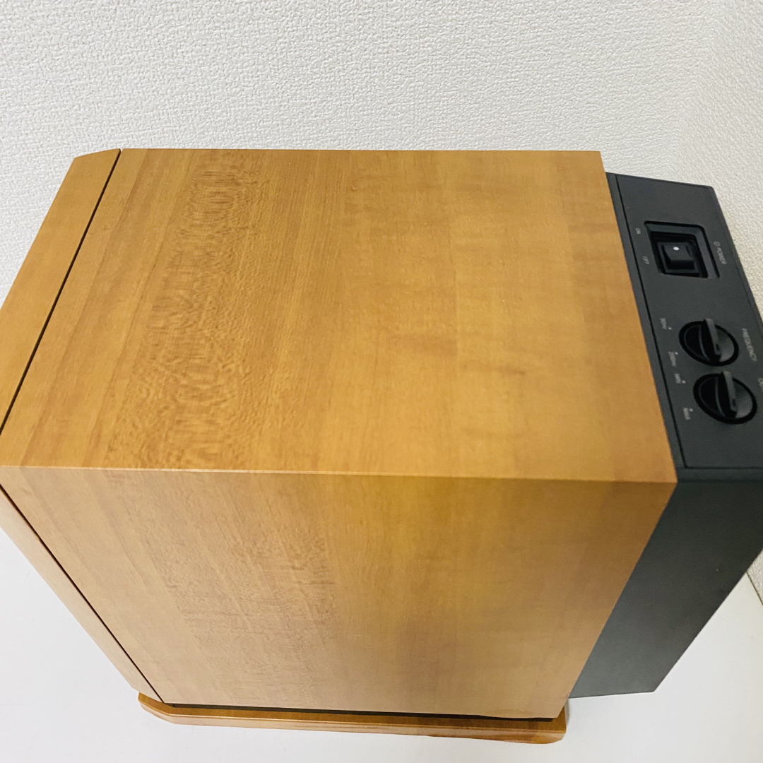 ONKYO　アンプ内蔵サブウーファー　SKW-10