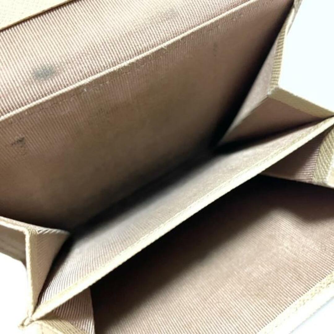 バーバリー Wホック財布 - アイボリー バーバリー Wホック財布 - アイボリー