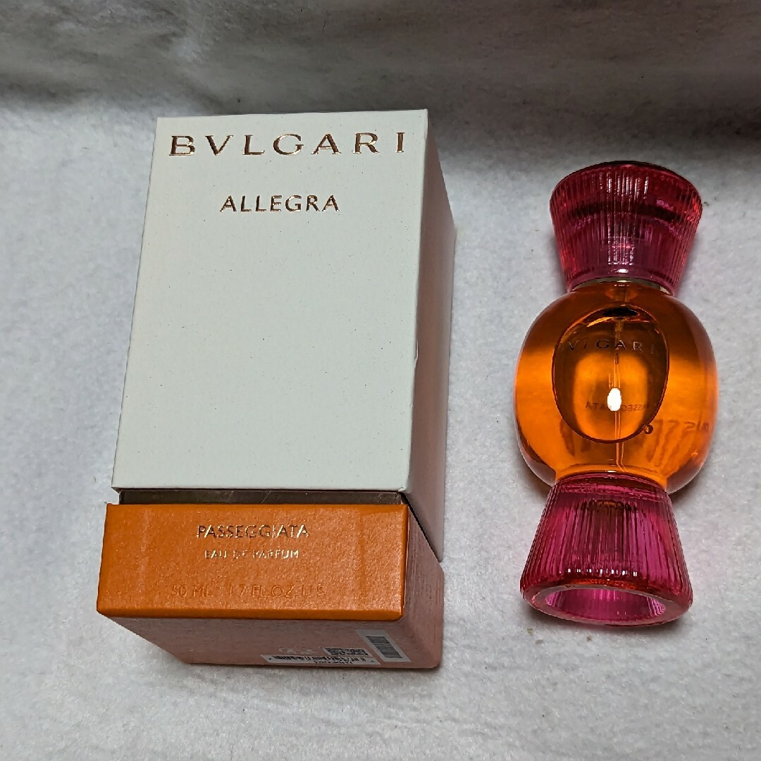 BVLGARI(ブルガリ)の未使用品ブルガリアレーグラパッセジャータオードパルファム50ml コスメ/美容の香水(香水(女性用))の商品写真