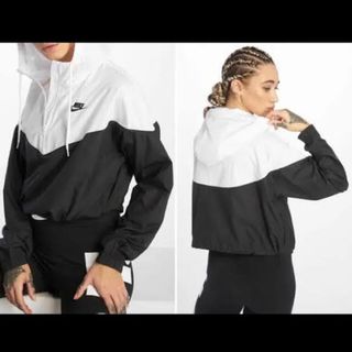 NIKE ナイロンパーカー　レディースL ホワイト