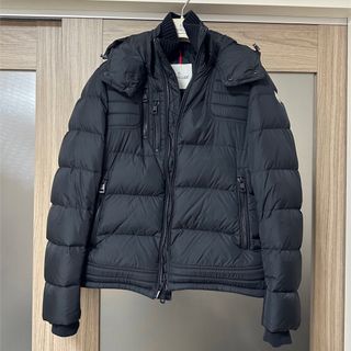 最終値下げ　Moncler  ダウンジャケット　ライダース