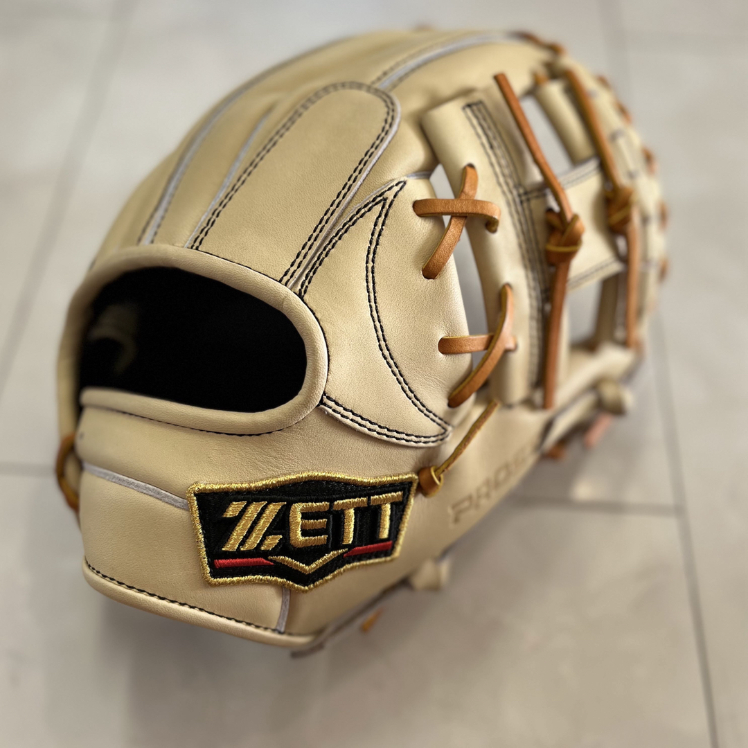 ZETT(ゼット)の【新品】ゼット プロステイタス 軟式 オーダー 内野手 グローブ グラブ スポーツ/アウトドアの野球(グローブ)の商品写真