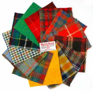 ハリスツイード(Harris Tweed)の(A) ハリスツイード　13枚　12.5ｃｍ角　 生地　はぎれ　カットクロス(生地/糸)