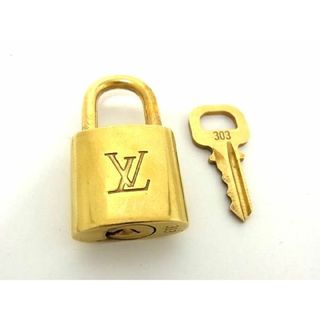 ルイヴィトン(LOUIS VUITTON)の ■極美品■ LOUIS VUITTON ルイヴィトン カデナ 南京錠 パドロック 303 鍵 キー ゴールド系 DA4807 (その他)