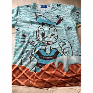 ディズニー(Disney)のディズニー（Disney）　ドナルド（Donald）アイスクリームＴシャツ(Tシャツ/カットソー(半袖/袖なし))