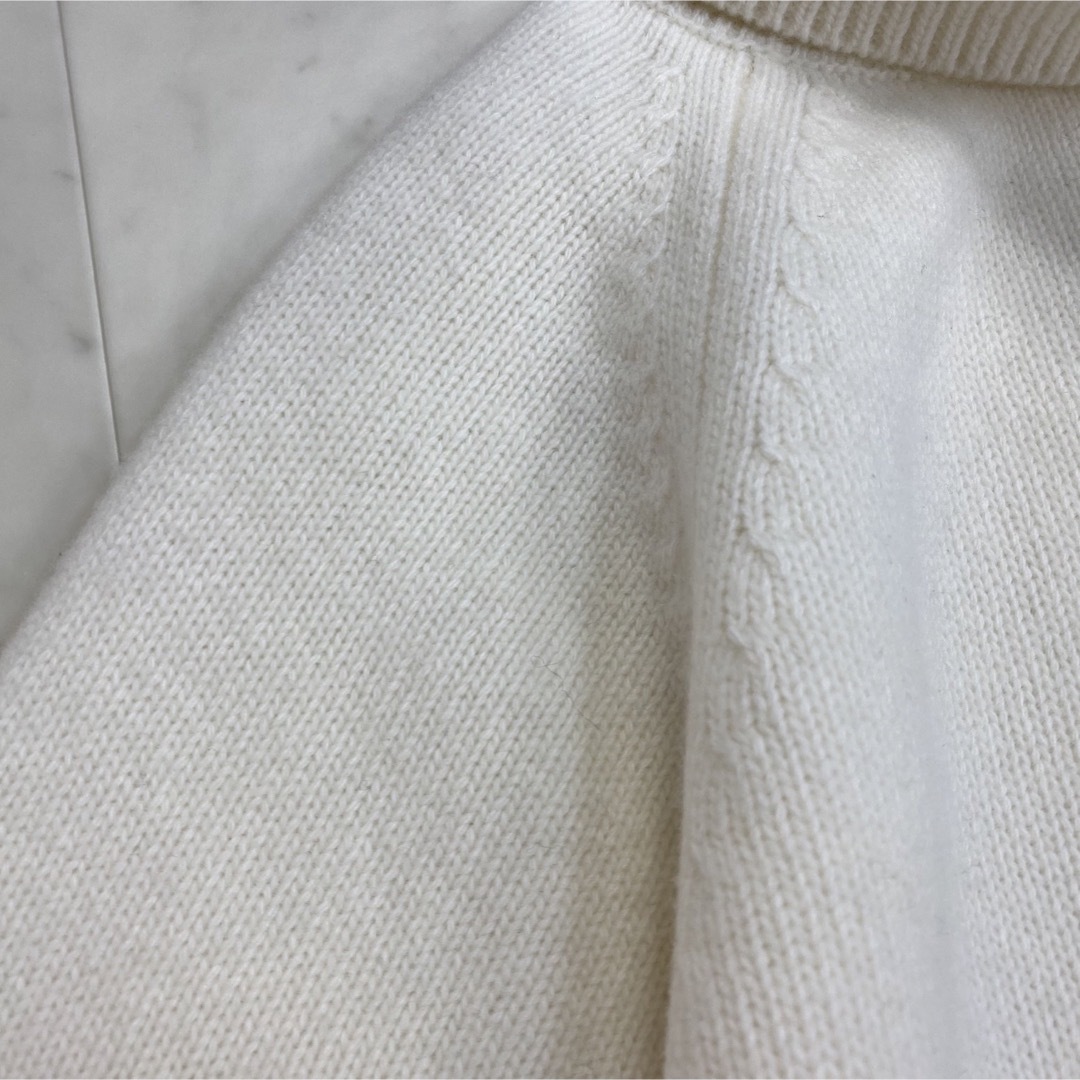 theory(セオリー)の★Theory★美品★AIRY WOOL CASH/TURTLE NECK PO レディースのトップス(ニット/セーター)の商品写真