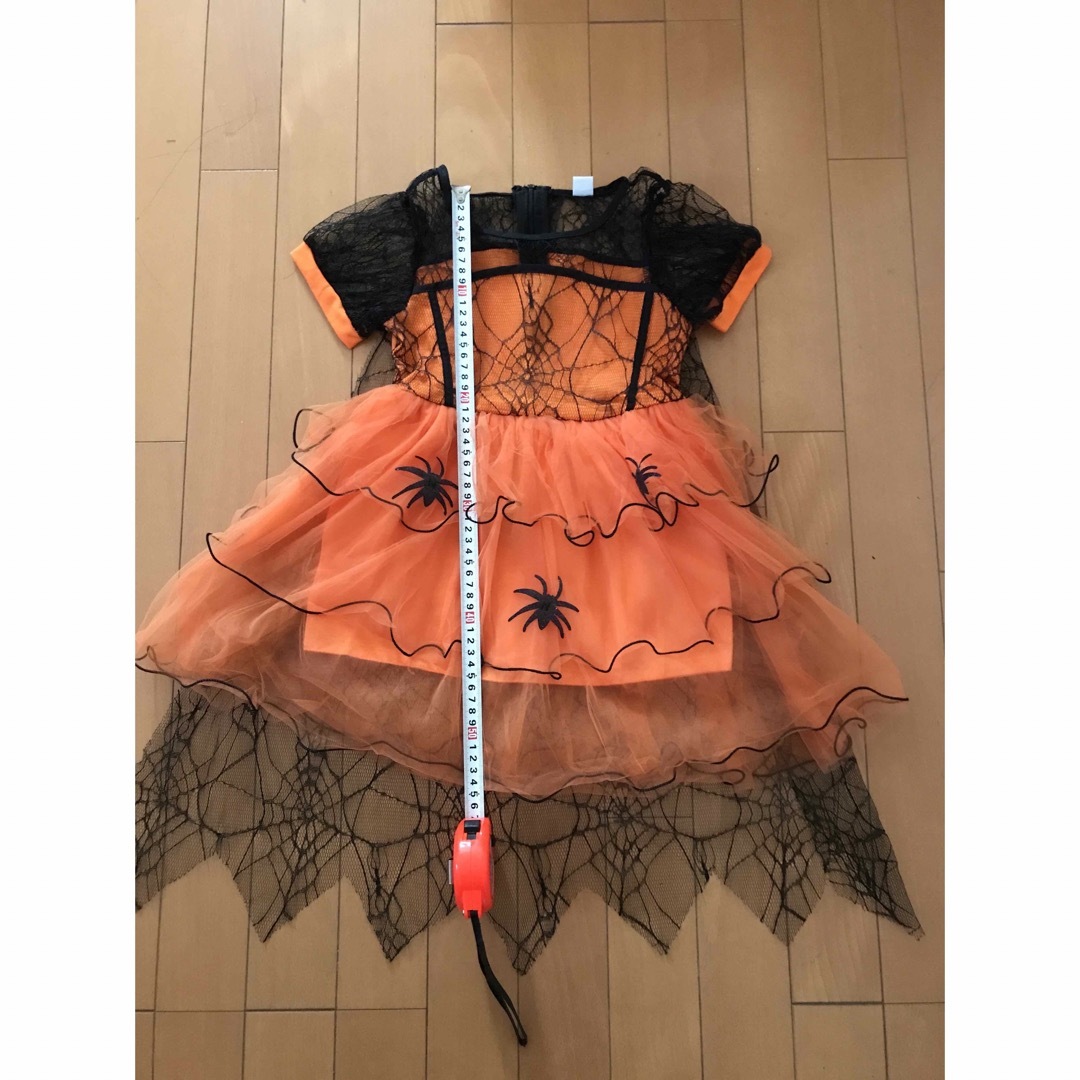 ハロウィンドレス　130 パーティ 女の子　キッズ　オレンジ　ハロウィン衣装 キッズ/ベビー/マタニティのキッズ服女の子用(90cm~)(ワンピース)の商品写真