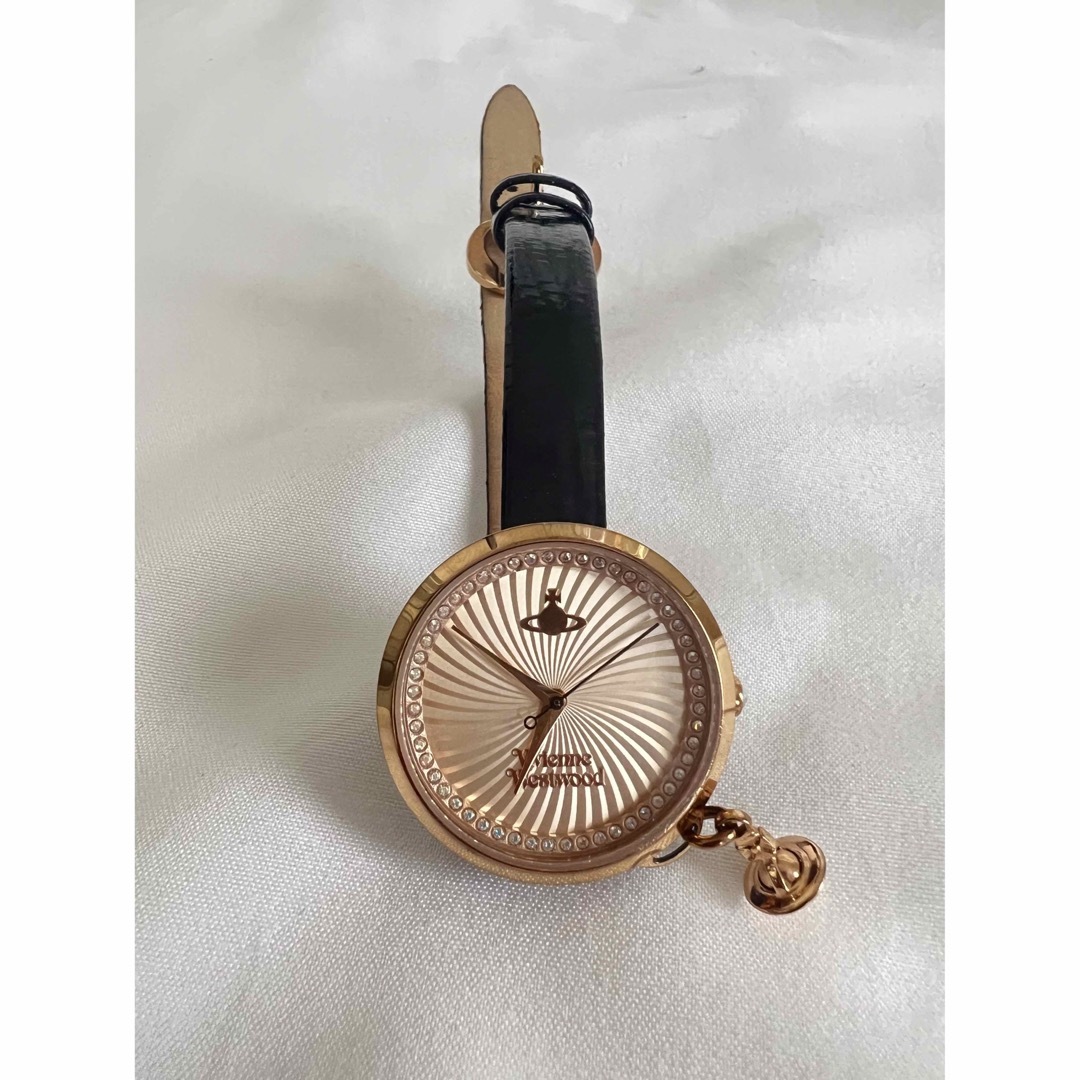Vivienne Westwood(ヴィヴィアンウエストウッド)の【美品】 Vivienne Westwood 腕時計 レディースのファッション小物(腕時計)の商品写真