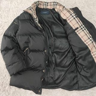 バーバリー(BURBERRY)の【美品】バーバリーロンドン ダウンジャケット ノバチェック 肉厚 M 黒(ダウンジャケット)