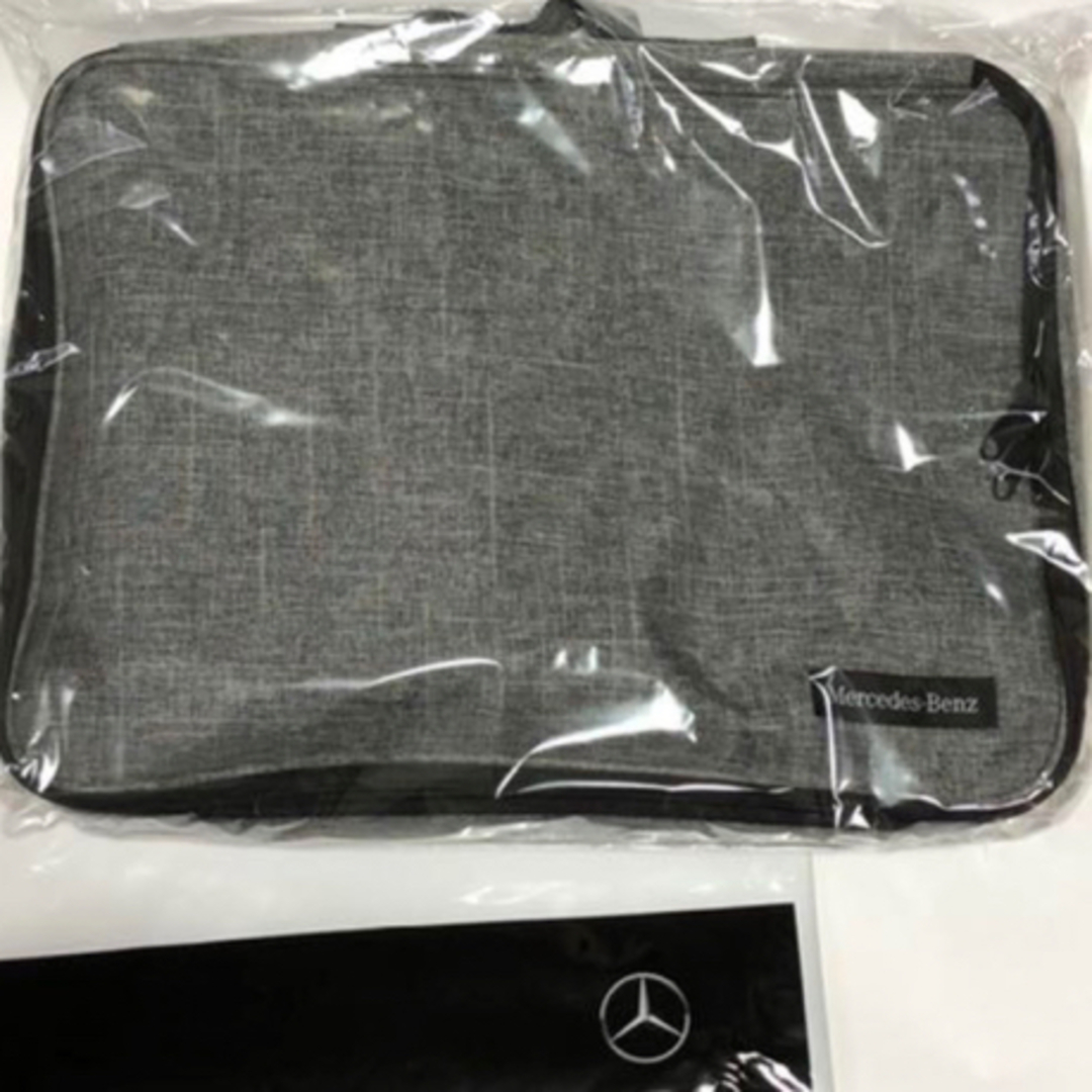 メルセデスベンツ　トラベルポーチセット メンズのバッグ(トラベルバッグ/スーツケース)の商品写真