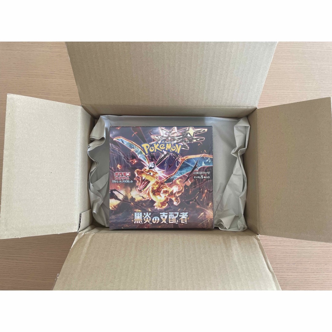 ポケモン(ポケモン)のポケモンカード　黒炎の支配者　1BOX  エンタメ/ホビーのトレーディングカード(Box/デッキ/パック)の商品写真