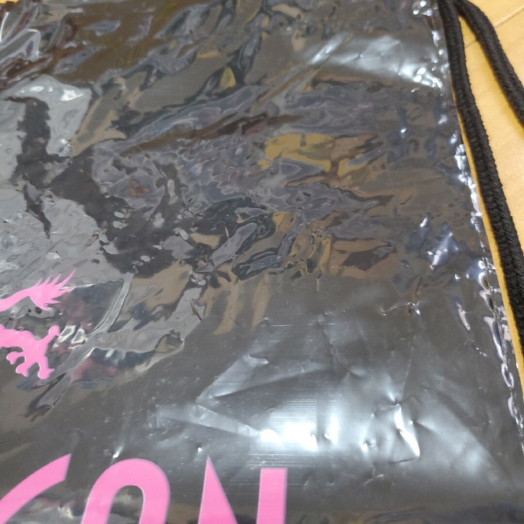 PINK DRAGON ショルダーバッグ 包装袋 メンズのバッグ(ショルダーバッグ)の商品写真