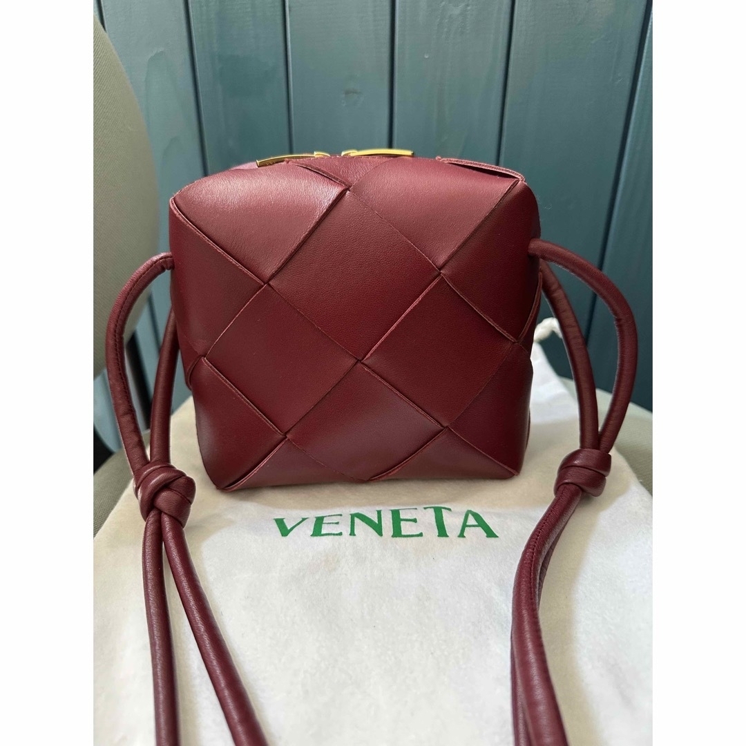 Bottega Veneta(ボッテガヴェネタ)のボッテガヴェネタ ミニカセット カメラバッグ レディースのバッグ(ショルダーバッグ)の商品写真