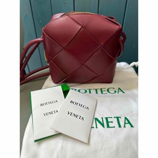 ボッテガヴェネタ(Bottega Veneta)のボッテガヴェネタ ミニカセット カメラバッグ(ショルダーバッグ)