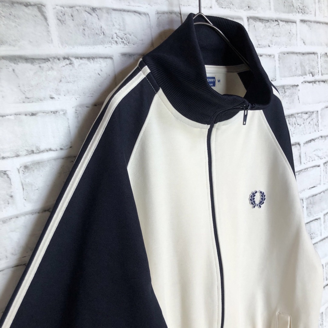 FRED PERRY(フレッドペリー)の90s⭐️Fred Perryトラックジャケット M 刺繍vintageベージュ メンズのトップス(ジャージ)の商品写真