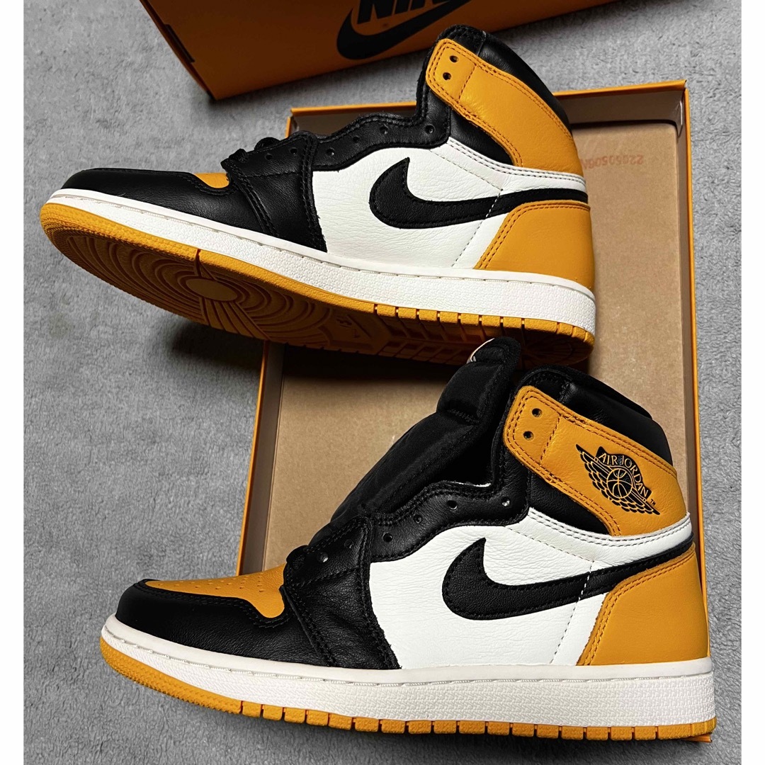 Jordan Brand（NIKE）(ジョーダン)のUS7 25センチAir Jordan 1 Retro High OG Taxi メンズの靴/シューズ(スニーカー)の商品写真