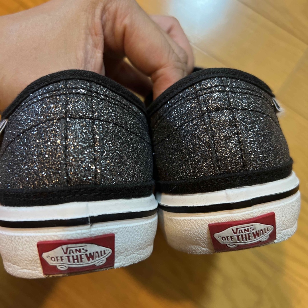 VANS(ヴァンズ)のvans スニーカー　マジックテープ キッズ/ベビー/マタニティのキッズ靴/シューズ(15cm~)(スニーカー)の商品写真