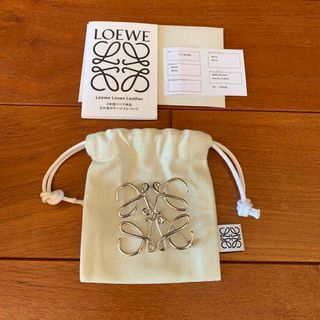 LOEWE - LOEWE ブローチ ゴールド 未使用自宅保管 値下げの通販 by