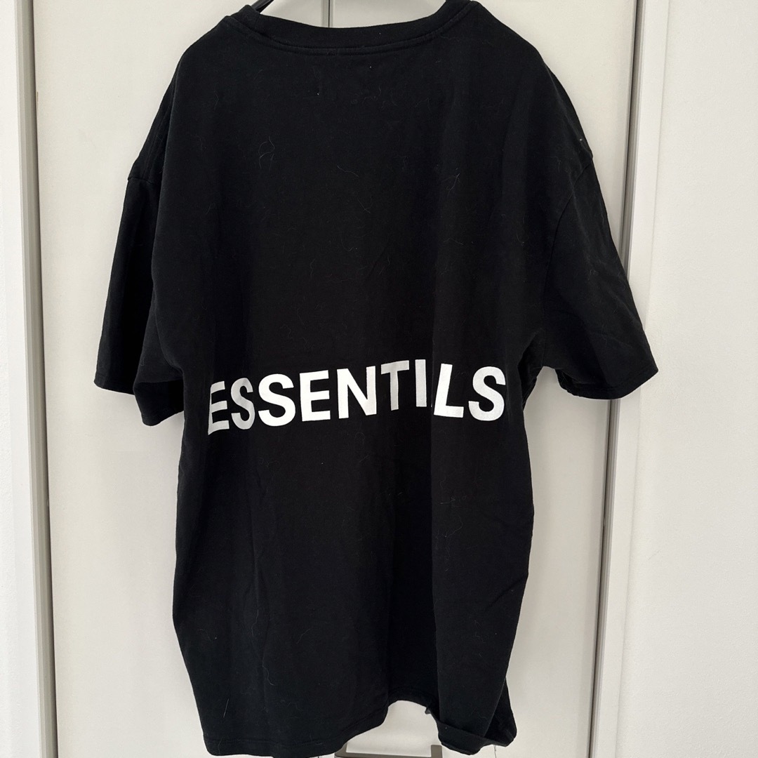 FEAR OF GOD(フィアオブゴッド)のFOG ESSENTIALS Tee BLACK メンズのトップス(Tシャツ/カットソー(半袖/袖なし))の商品写真