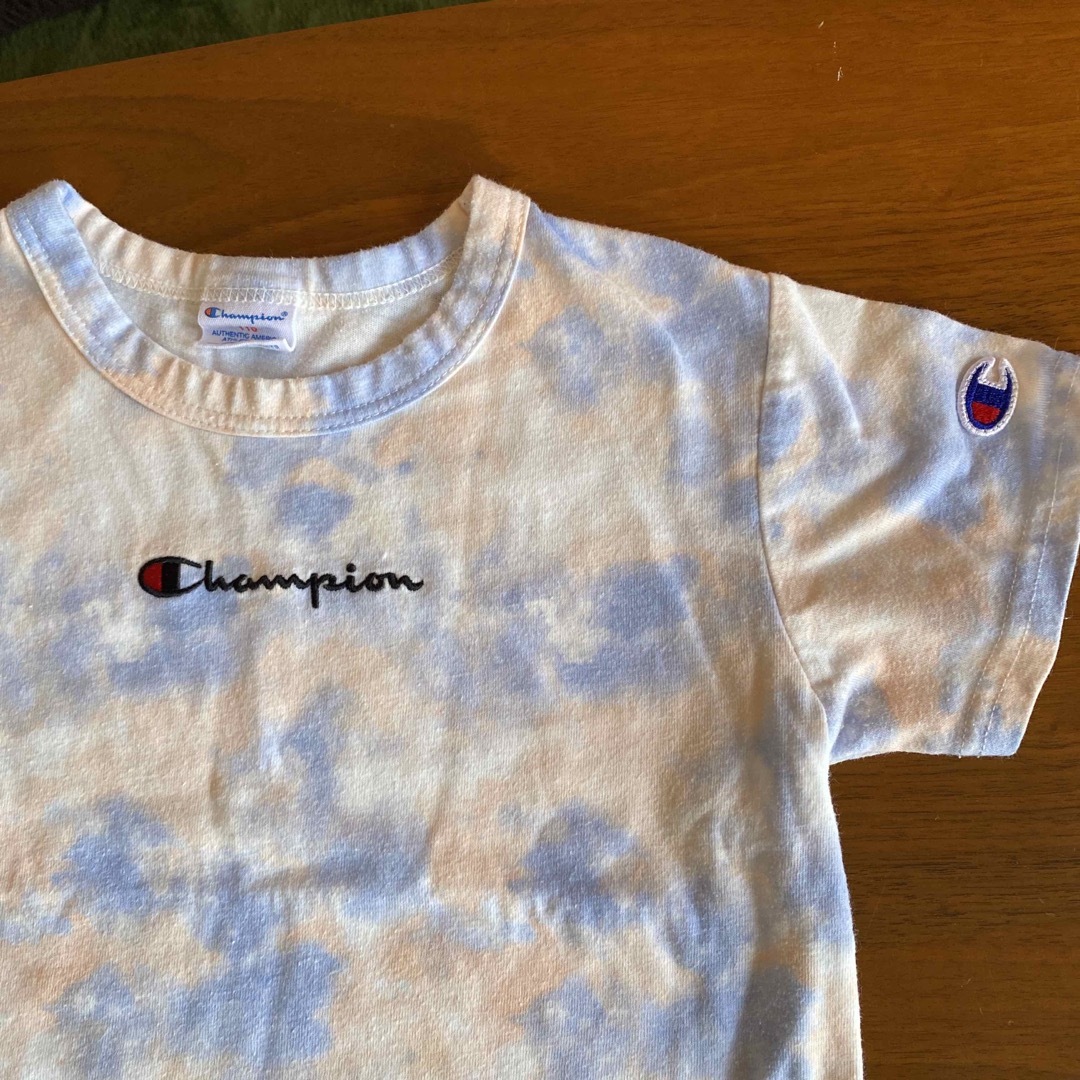 Champion(チャンピオン)のチャンピオン　Tシャツ　サイズ110  キッズ/ベビー/マタニティのキッズ服女の子用(90cm~)(Tシャツ/カットソー)の商品写真