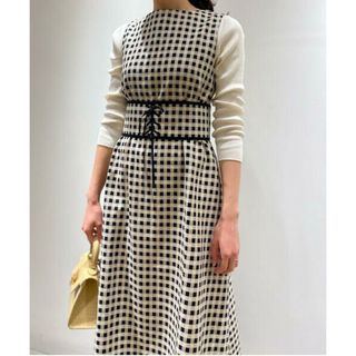 専用ページです!ODILE JACOBS Neck Tie Dress-