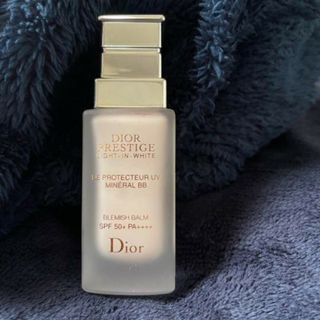 クリスチャンディオール(Christian Dior)のプレステージ ホワイト ル プロテクターUVミネラルBB 00(ファンデーション)