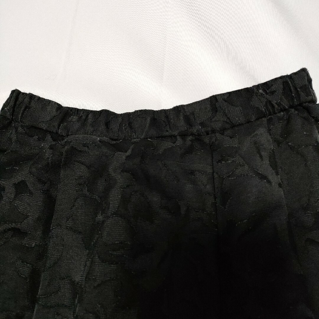 自由区(ジユウク)のオンワード樫山　自由区　オパールスカート　サイズ30　おしゃれ レディースのスカート(ひざ丈スカート)の商品写真
