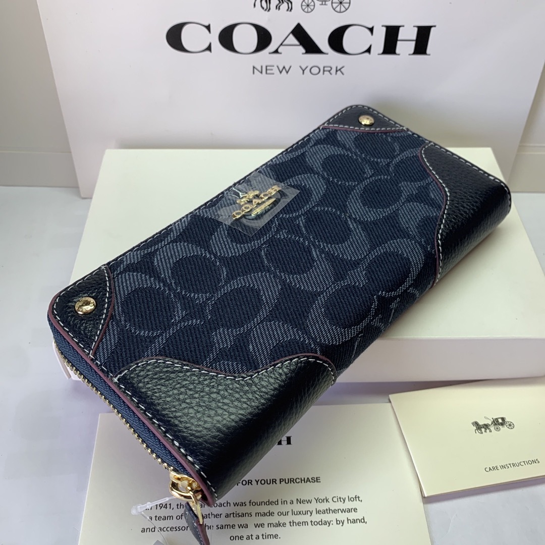 COACH - COACH新品箱付き 長財布 【F53769】デニムレザー 翌日発送の