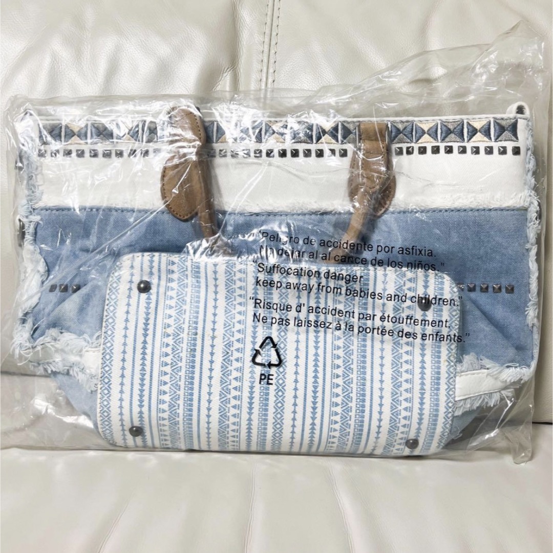 DESIGUAL(デシグアル)のデシグアルDesigualショルダーバッグ ハンドバッグ デニムブルーレディース レディースのバッグ(ショルダーバッグ)の商品写真