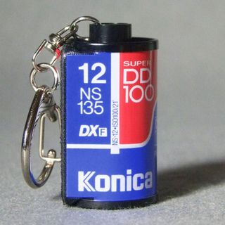 コニカミノルタ(KONICA MINOLTA)の☆Konica 12 DD 100 パトローネ キーホルダー(その他)