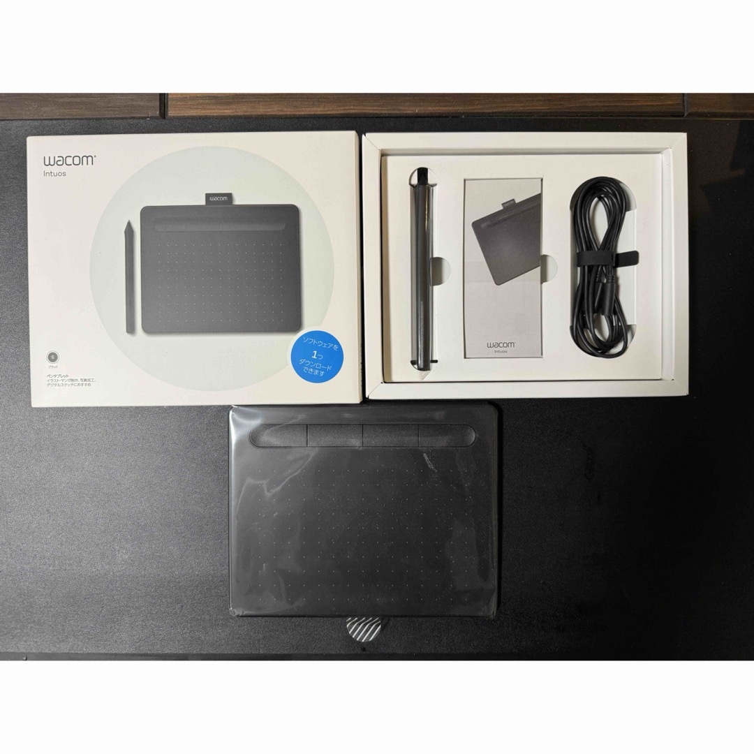 Wacom(ワコム)の【板タブ】wacom intuos small CTL-4100/KO スマホ/家電/カメラのPC/タブレット(PC周辺機器)の商品写真